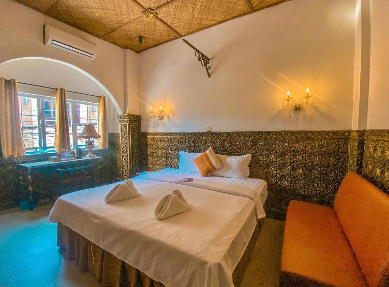 Le Casablanca Hotel Phnompen Kültér fotó