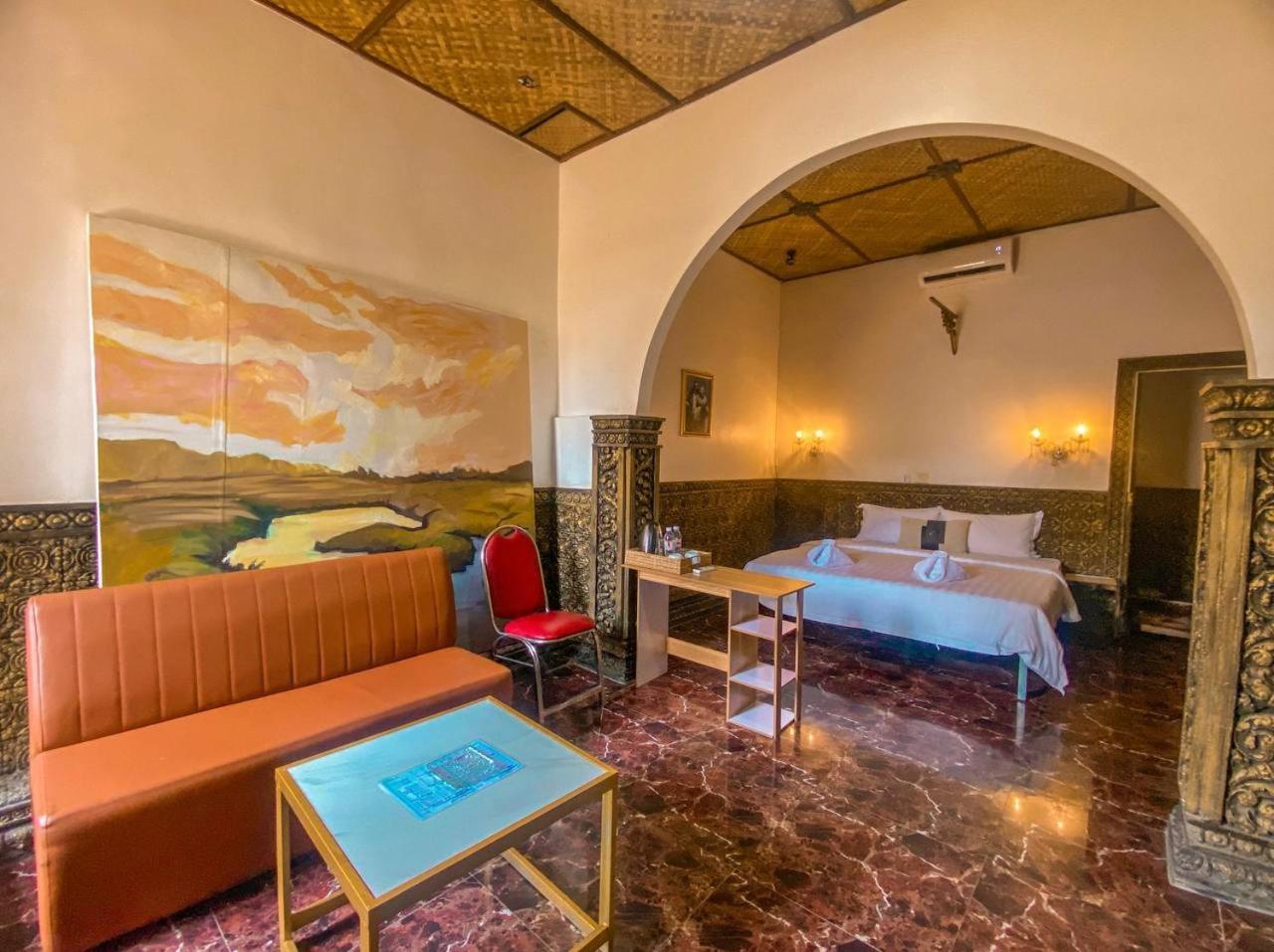 Le Casablanca Hotel Phnompen Kültér fotó