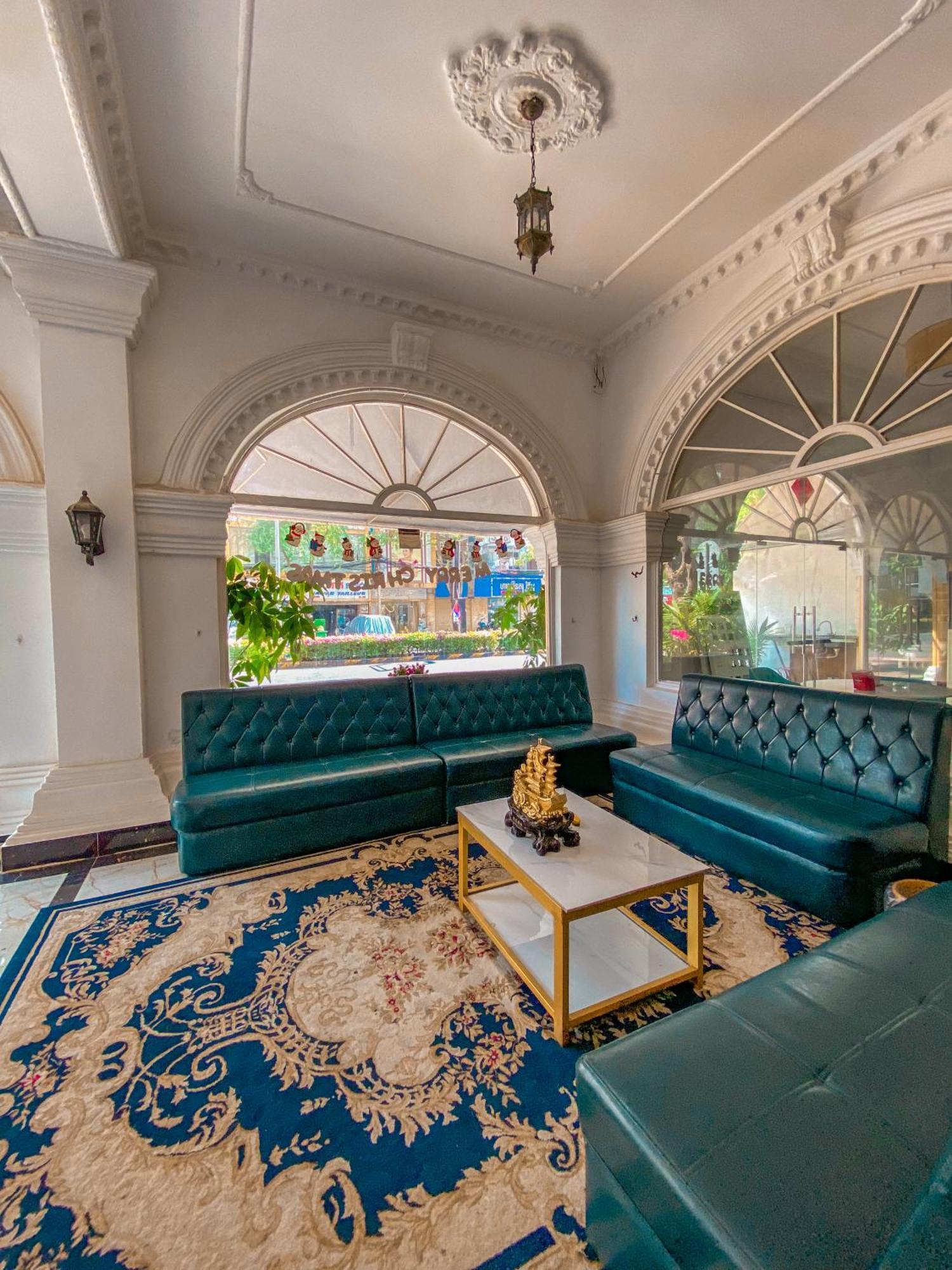 Le Casablanca Hotel Phnompen Kültér fotó